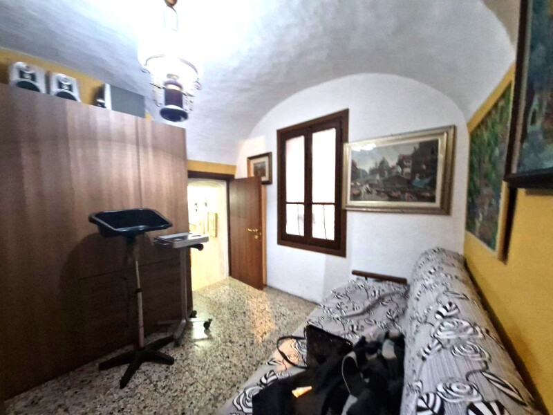 Appartamento a Dolceacqua 9