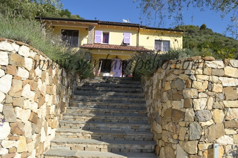 Unifamiliare Casa singola a Dolceacqua 6