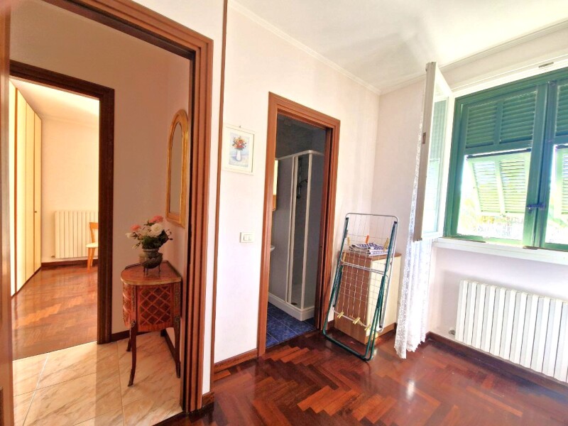 Appartamento a Bordighera 11
