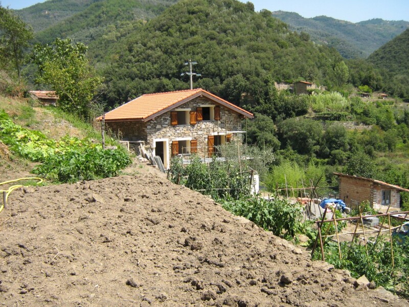 Unifamiliare Casa singola a Isolabona 17