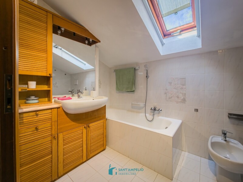 Unifamiliare Casa singola a San Biagio della Cima 18