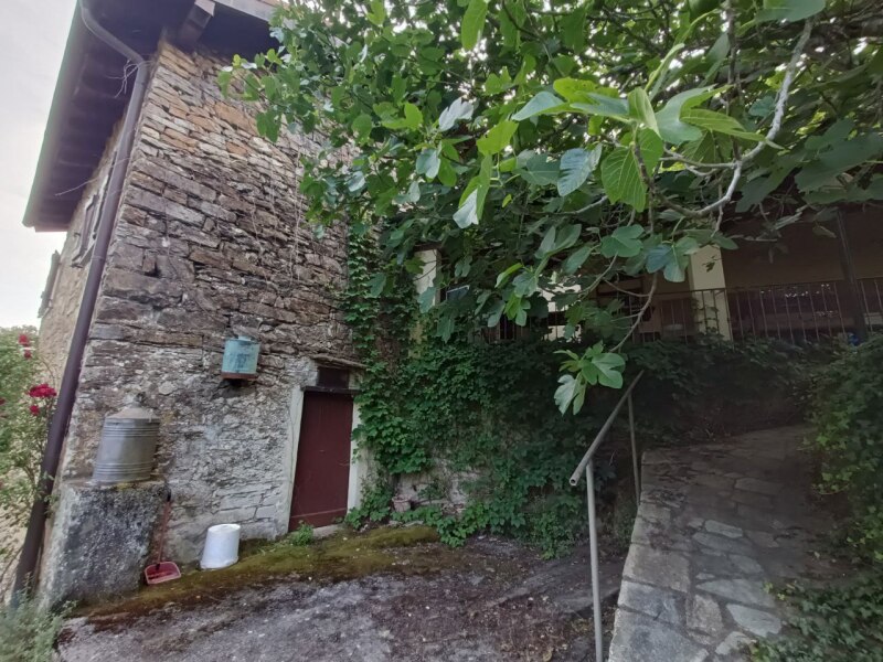 Unifamiliare Casa singola a Isolabona 24