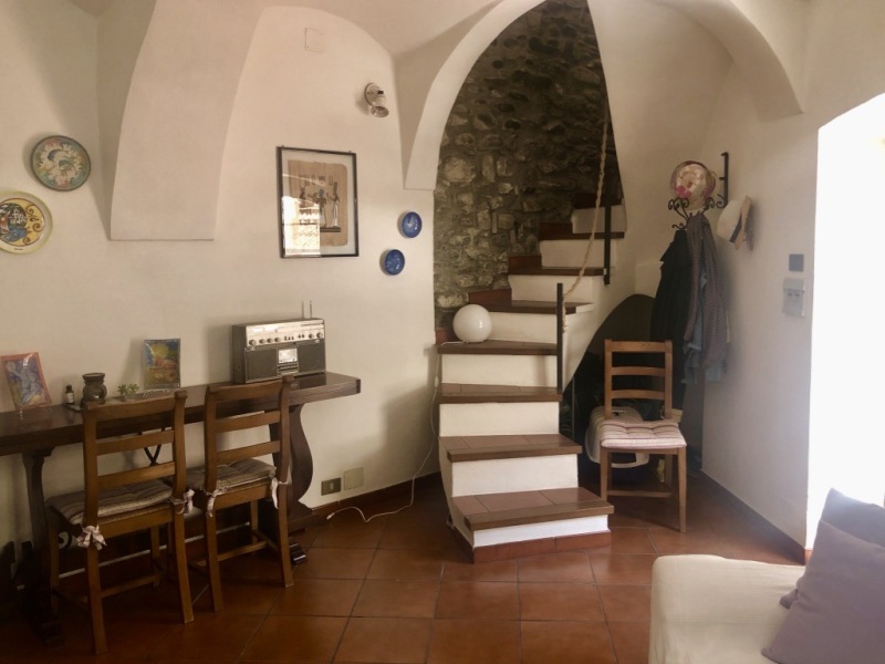 Appartamento a Dolceacqua 9