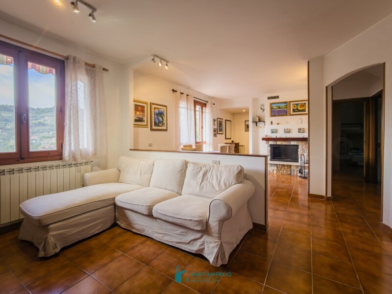 Unifamiliare Casa singola a San Biagio della Cima 7