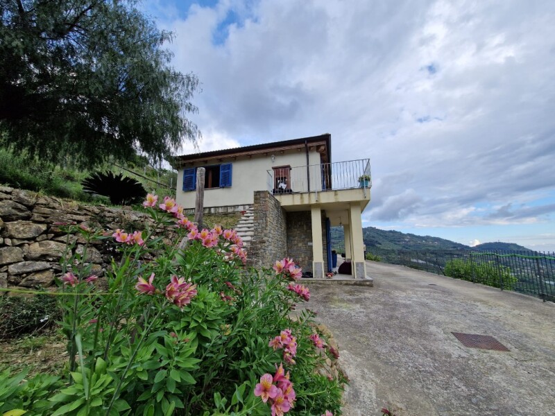 Unifamiliare Villa a Soldano 24