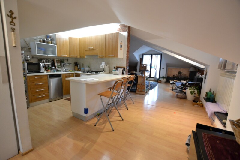 Attico mansarda a Vallecrosia 11