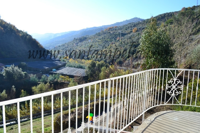 Unifamiliare Casa singola a Dolceacqua 2