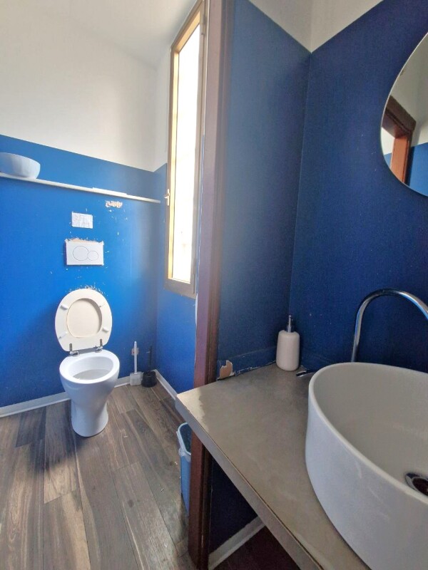 Locale commerciale Bar a Bordighera 12